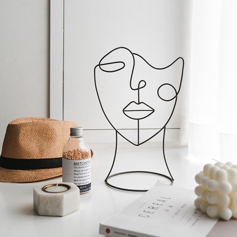 Accessories Abstract Wire Face Sculpture - Living Simply House
